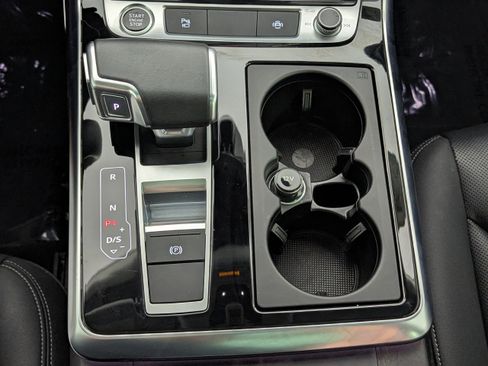 Certified 2023 Audi Q8 Premium Plus w/ Premium Plus Package image 16