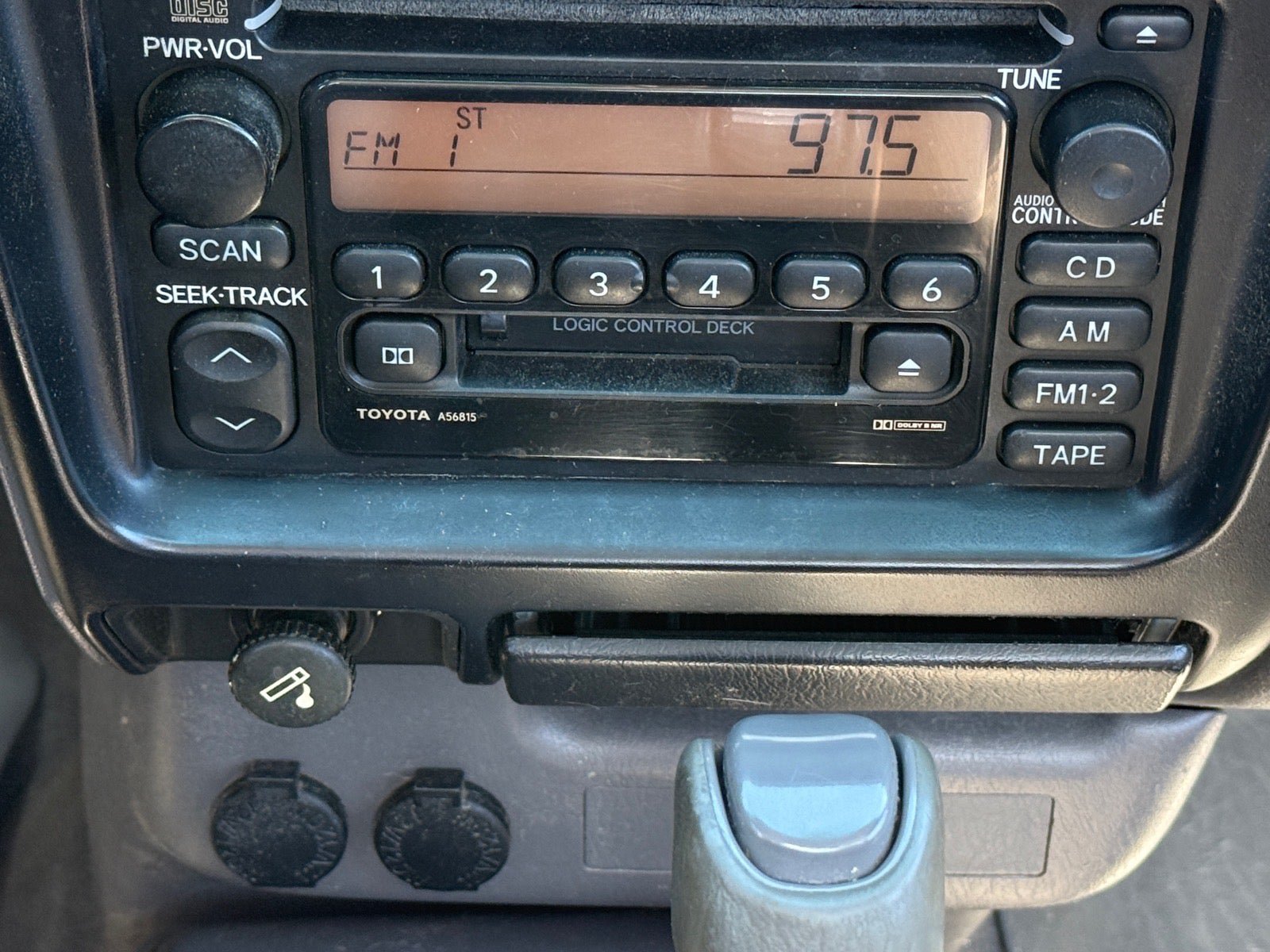 Used 2002 Toyota Tacoma 2WD Regular Cab image 26