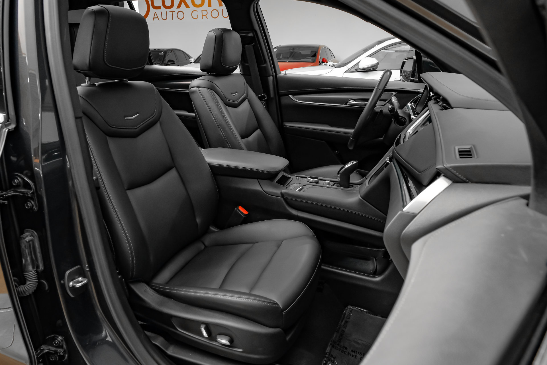 Used 2023 Cadillac XT6 Luxury FWD image 38