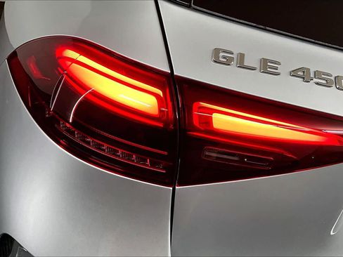 New 2026 Mercedes-Benz GLE 450 4MATIC image 6