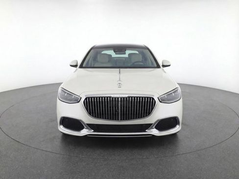 Used 2024 Mercedes-Benz Maybach S 580 Maybach S 580 image 2