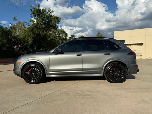 Used 2017 Porsche Cayenne GTS AWD/4WD image 3