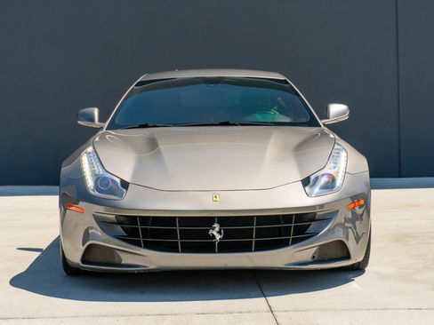 Used 2012 Ferrari FF AWD/4WD image 4