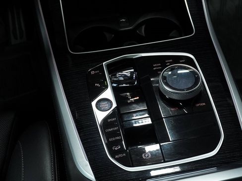 Certified 2024 BMW X5 M60i image 18