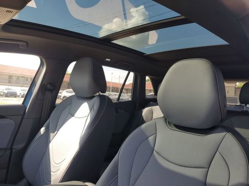 New 2026 Volkswagen Tiguan SE R-Line FWD image 20