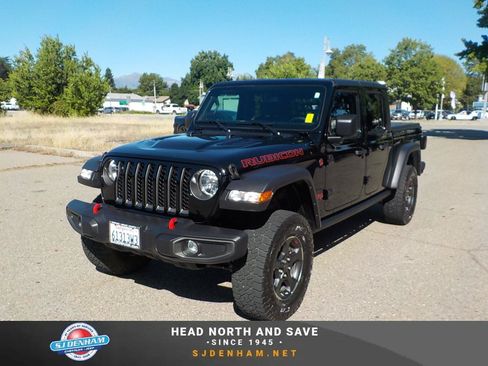 Used 2023 Jeep Gladiator Rubicon w/ Trailer Tow Package AWD/4WD image 1
