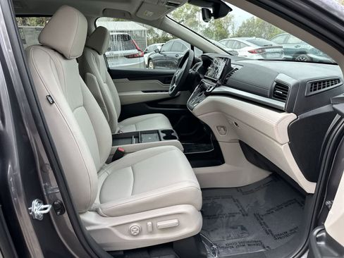 New 2026 Honda Odyssey EX-L image 14