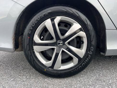 Used 2018 Honda Civic LX image 17