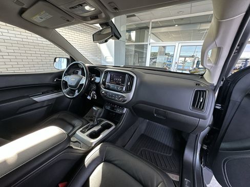 Used 2020 Chevrolet Colorado ZR2 w/ Colorado ZR2 Bison Edition AWD/4WD image 24