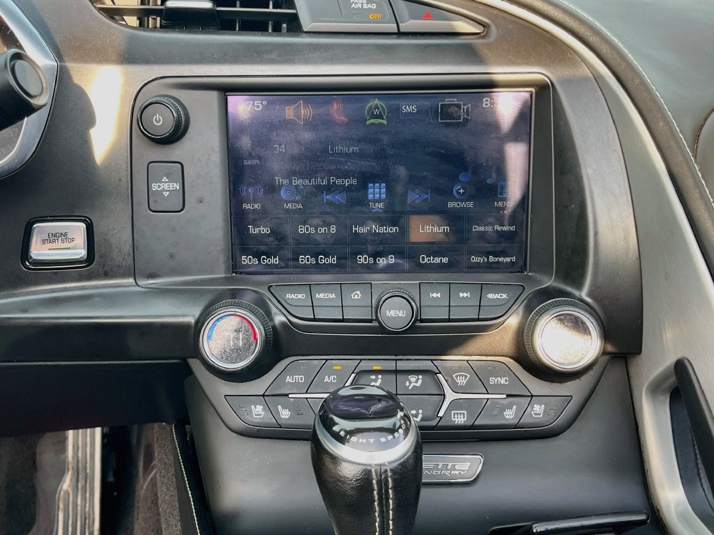 Used 2019 Chevrolet Corvette Stingray Convertible w/ 3LT Preferred Equipment Group RWD image 15