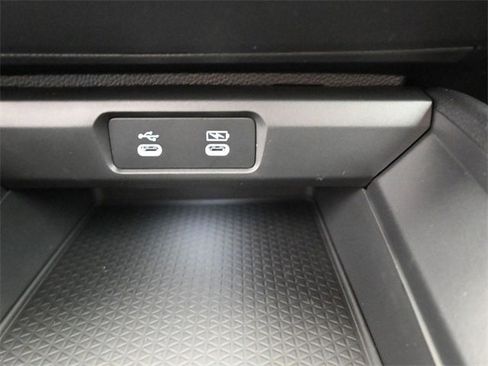 New 2025 Honda Accord LX image 4