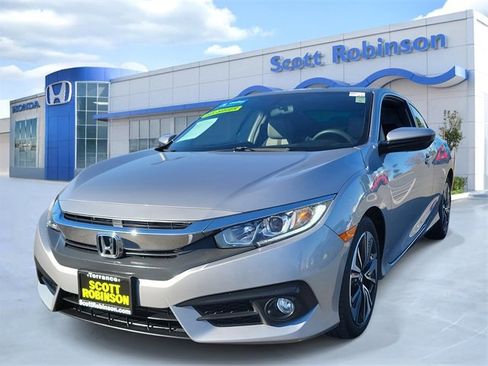 Certified 2017 Honda Civic EX-T image 2