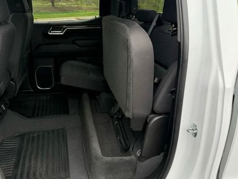 Used 2022 GMC Sierra 1500 Elevation image 38