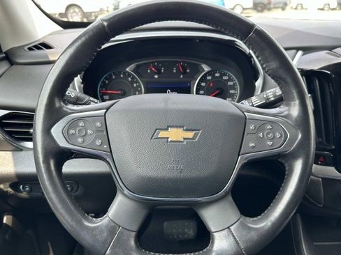 Used 2020 Chevrolet Traverse LT w/ Driver Confidence II Package image 28