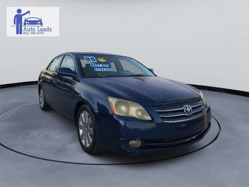 Used 2006 Toyota Avalon XLS image 2