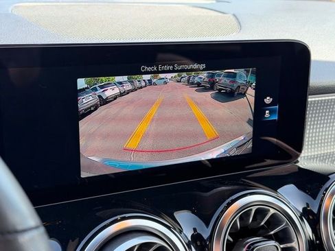 Certified 2022 Mercedes-Benz GLB 250 4MATIC image 12