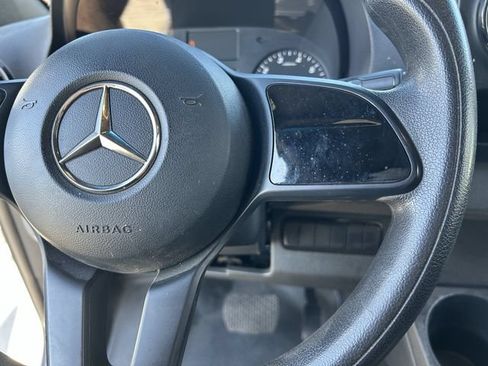 Used 2019 Mercedes-Benz Sprinter 144 image 26
