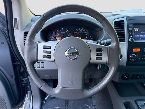 Used 2019 Nissan Frontier SV w/ Value Truck Package AWD/4WD image 11