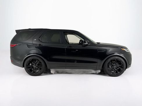Used 2024 Land Rover Discovery S AWD/4WD image 6