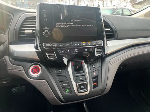 Used 2019 Honda Odyssey EX-L image 18