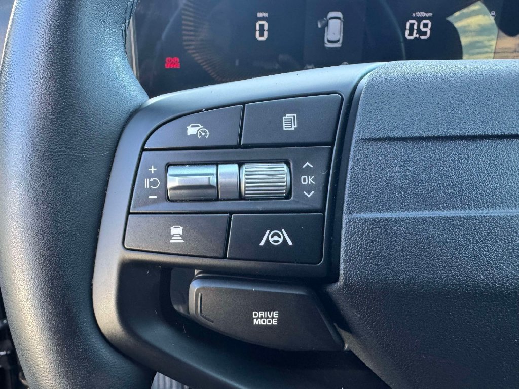 Used 2026 Kia Sportage EX AWD/4WD image 18