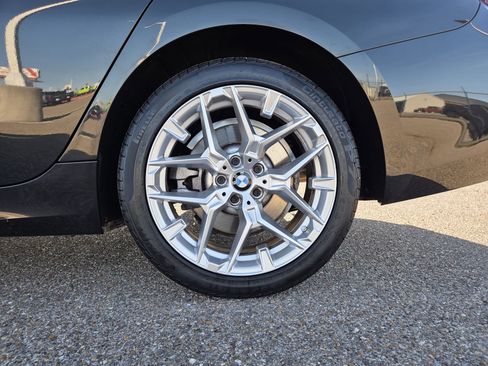 Used 2025 BMW 330i Sedan image 9