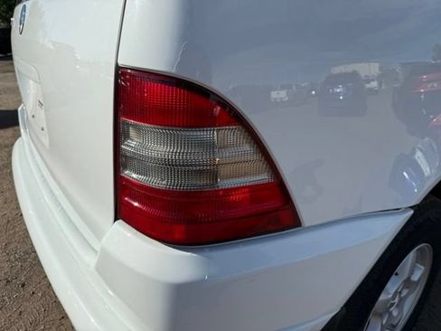 Used 2000 Mercedes-Benz ML 320 4MATIC image 12