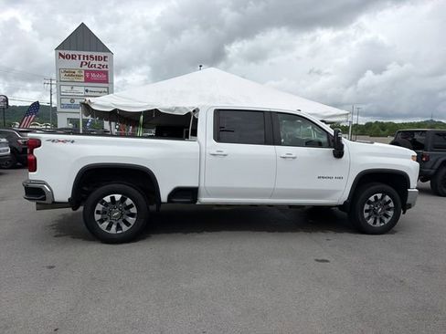 Used 2023 Chevrolet Silverado 2500 LT w/ All Star Edition AWD/4WD image 3