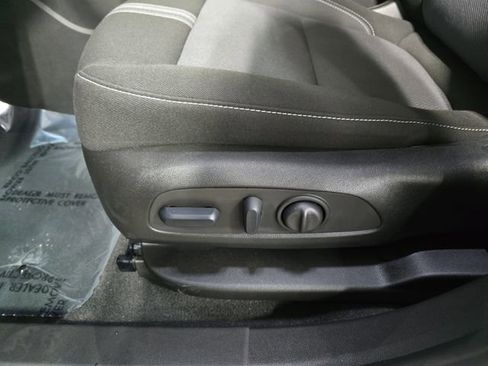 New 2026 Chevrolet Blazer LT w/ Convenience Package image 30