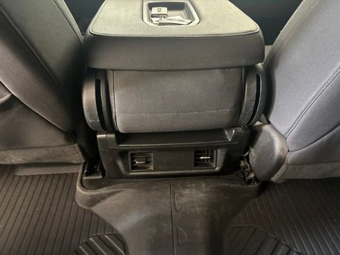 Used 2022 Chevrolet Silverado 1500 Custom Trail Boss w/ LPO, Dark Essentials Package AWD/4WD image 15