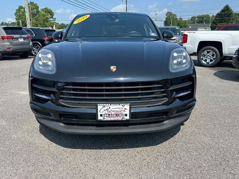 Used 2019 Porsche Macan AWD/4WD image 2