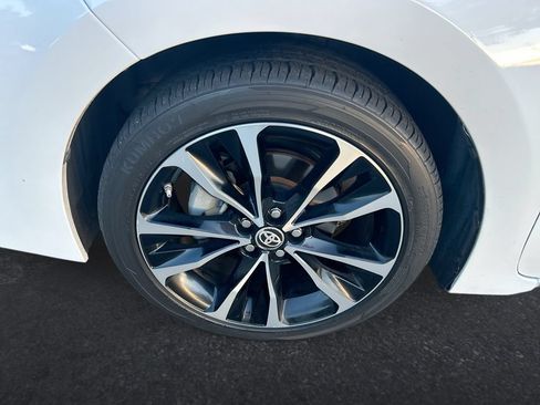 Used 2018 Toyota Corolla SE FWD image 10