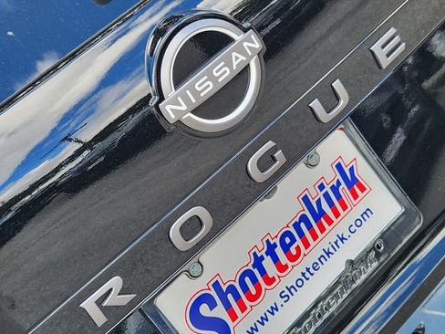 New 2026 Nissan Rogue SV w/ SV Premium Package image 8