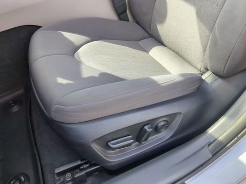Used 2022 Toyota Camry LE FWD image 15