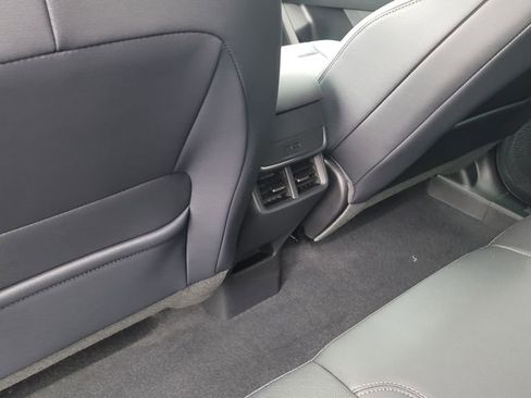 New 2026 Chevrolet Equinox LT w/ Convenience Package II FWD image 26