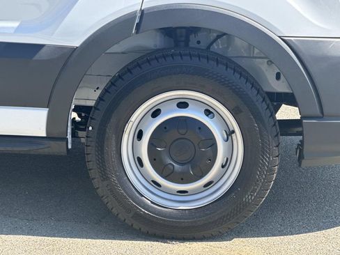 New 2025 Ford Transit 150 Low Roof image 27