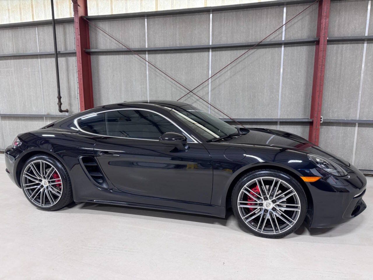 Used 2018 Porsche 718 Cayman S RWD image 31