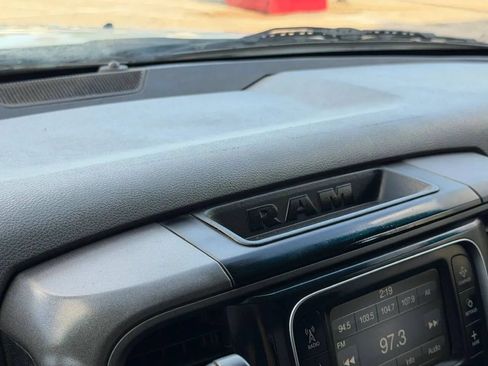 Used 2014 RAM 3500 Tradesman w/ Chrome Appearance Group AWD/4WD image 21
