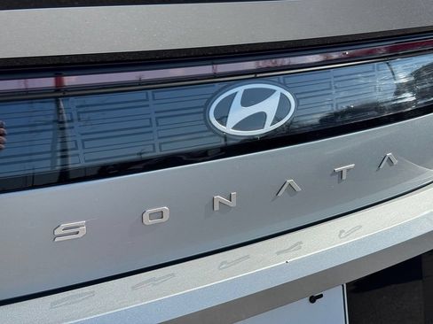 Used 2024 Hyundai Sonata SEL FWD image 12