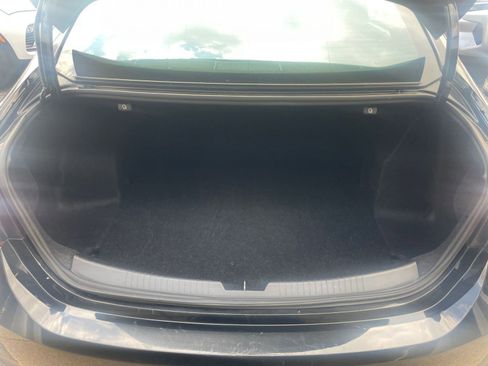 Used 2024 Chevrolet Malibu LT image 31