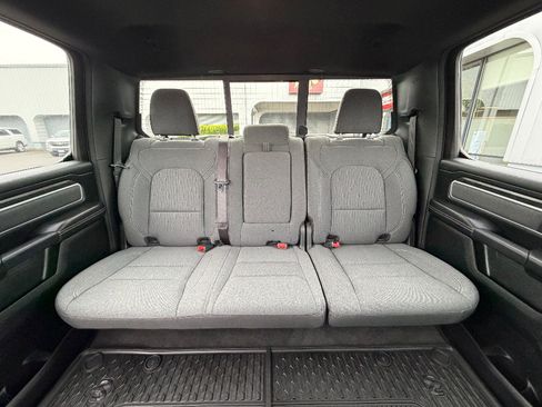 Used 2020 RAM 1500 Big Horn AWD/4WD image 4