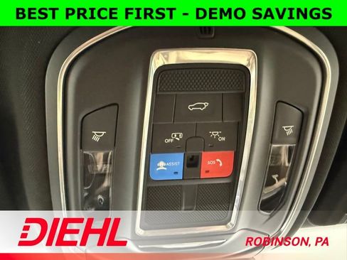 New 2025 Jeep Grand Cherokee L Limited w/ Black Appearance Package image 36