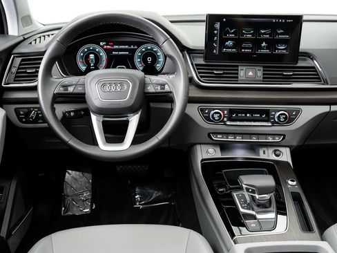 Used 2023 Audi Q5 2.0T Premium Plus image 15