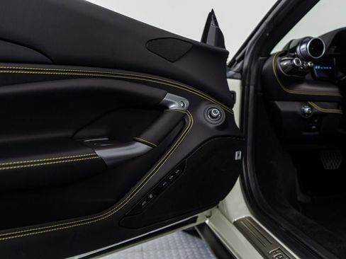 Certified 2023 Ferrari F8 Tributo image 25