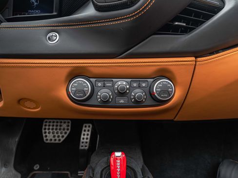 Certified 2017 Ferrari 488 Spider Base image 44