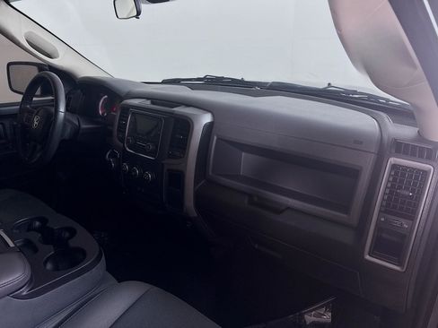 Used 2017 RAM 1500 Express image 28