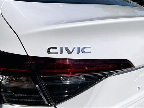 Used 2025 Honda Civic LX image 22