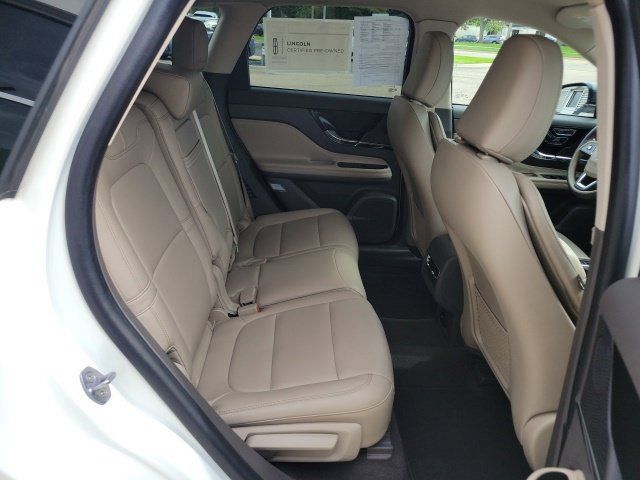Certified 2024 Lincoln Corsair FWD image 24