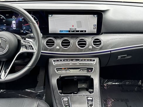 Used 2023 Mercedes-Benz E 350 Sedan image 22