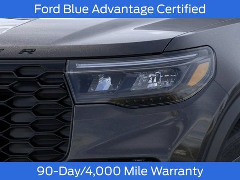 Used 2026 Ford Explorer ST-Line w/ ST-Line Street Pack AWD/4WD image 19